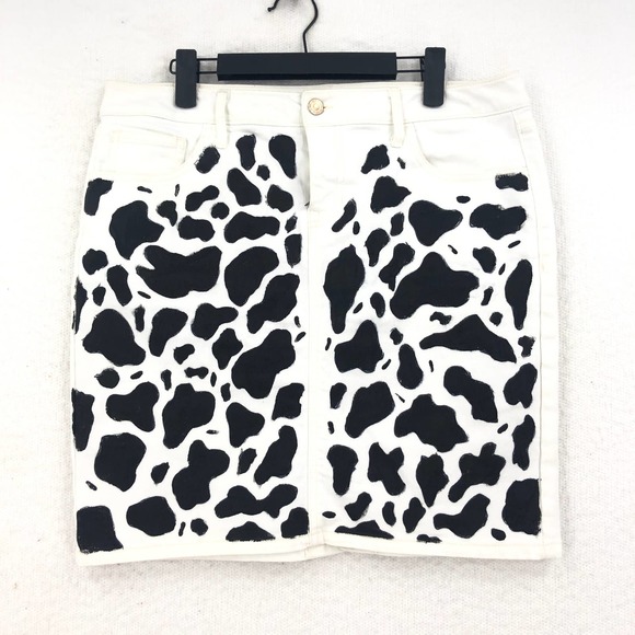 Old Navy Womens 12 Bright White Pencil Skirt Hand Painted Cow Print Stretch Mini - Picture 1 of 7